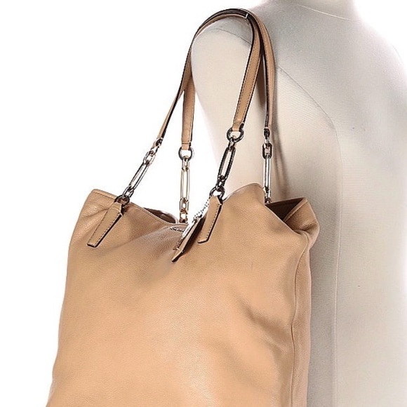 Coach Bag - Picture 2 of 7